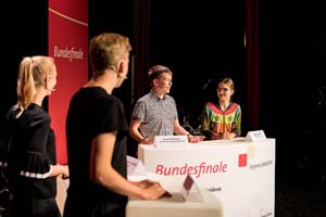 JugendDebattiert_2018_Bild1_Gross